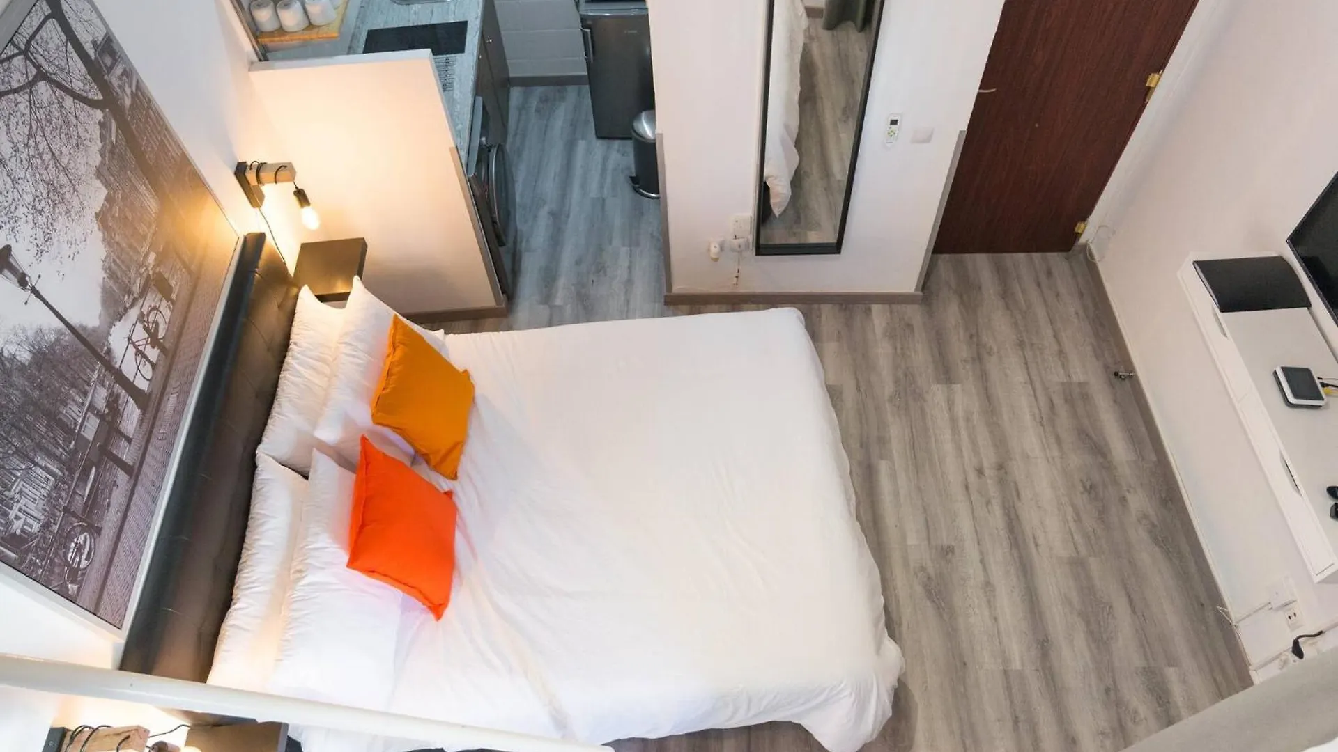 Chic Loft Apartment Malaga Spain